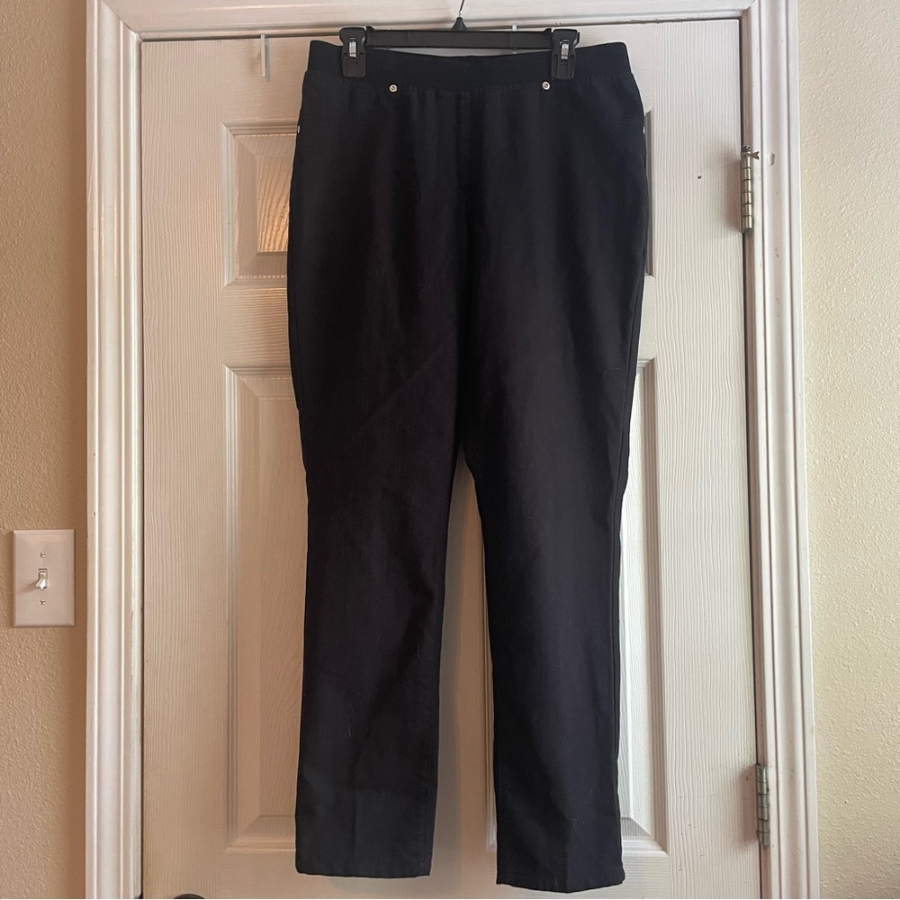 Lark Lane Size 12 Black Ankle Pants